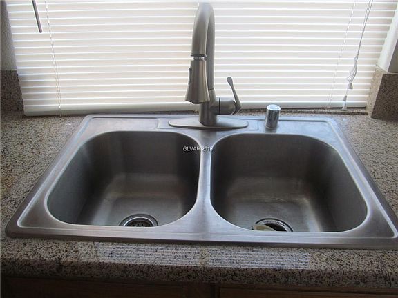 5th image of 8000 Kentshire Dr #0