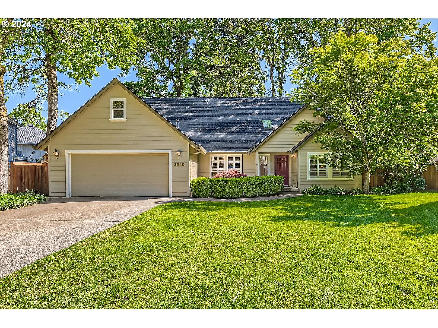 2040 SE 70th Ct photo 1