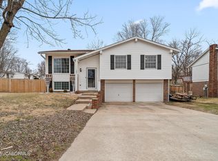 1401 Westview Dr, Jefferson City, MO 65109