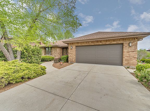 2nd image of 1616 Lakeview Dr