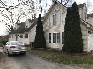 23623 Sumpter Rd, Belleville, MI 48111