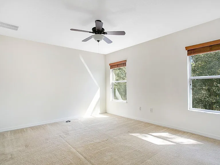 2401 Harleyford Pl — Photo 8