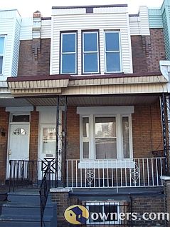 1st image of 914 E Schiller St