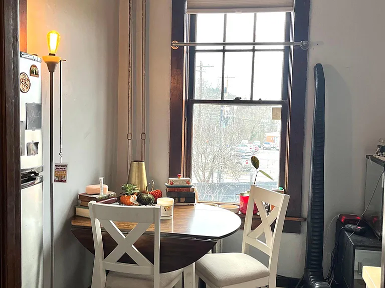 231 Spruce St #1 — Photo 6