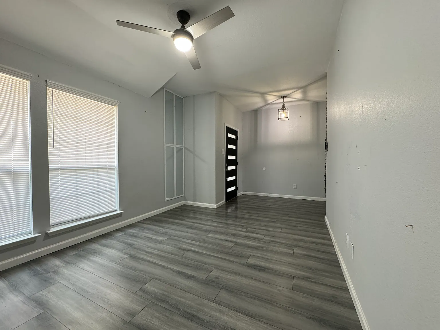 3 bed, 1872 sqft, $2,600 — Photo 3