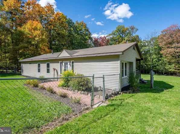 2323 Old Crellin Rd, Oakland, MD 21550