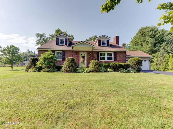 5 Heather Lane, Gloversville, NY 12078