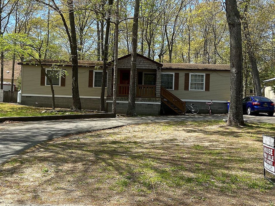 2nd image of 18614 Sylvan Drive Ext