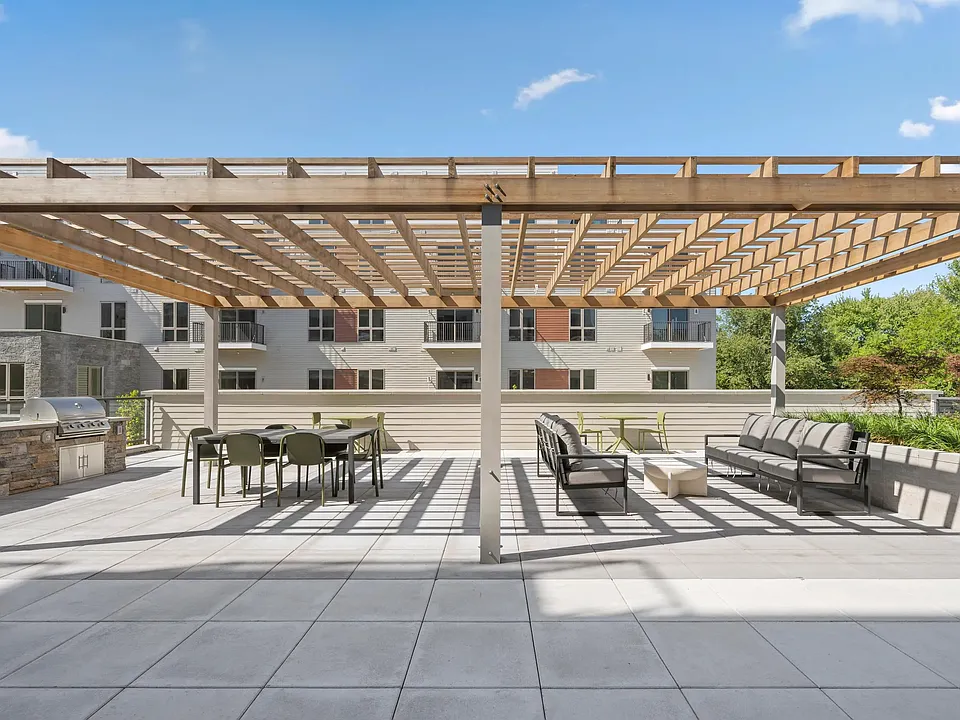 Fire up the grill and dine al fresco at Modera Newton in Newton, MA.