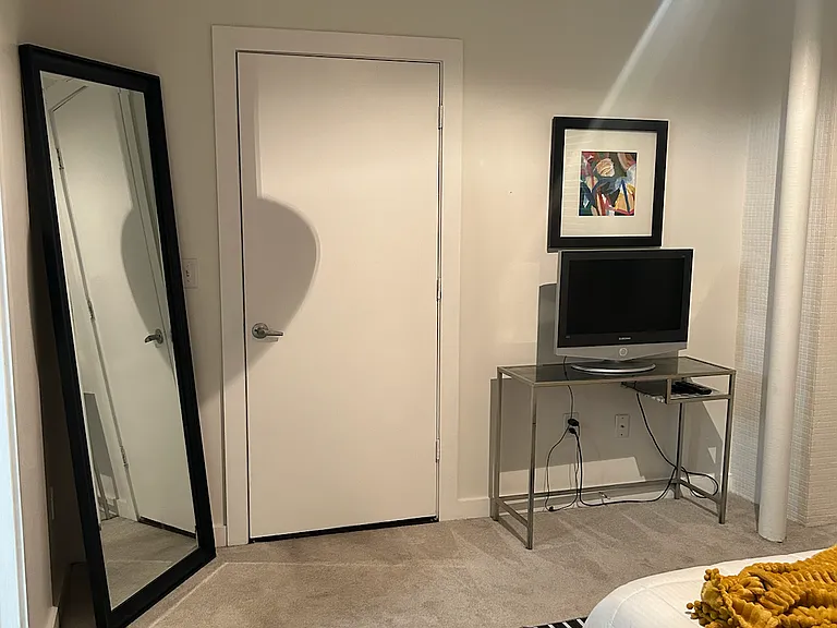 Secondary bedroom