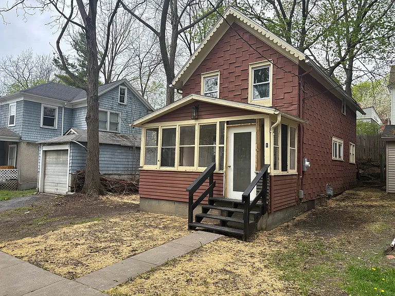 1 Easterly Pl — Photo 2