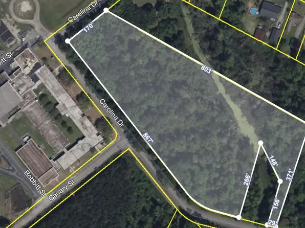 200 Carolina Dr, Saint Stephen, SC 29479