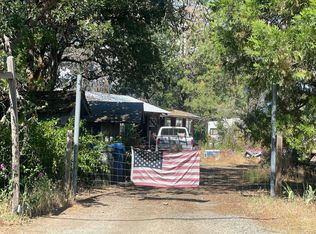 3905 Rockydale Rd, Cave Junction, OR 97523