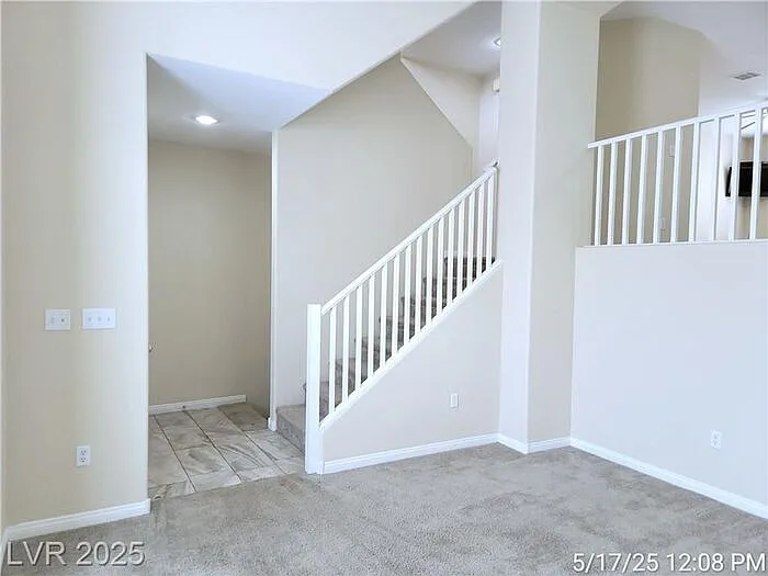 316 Fountain Crossing Ln — Photo 5
