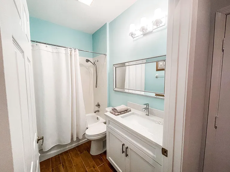8402 Mulligan Cir — Photo 20