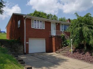 5 Fairhill Dr, Washington, PA