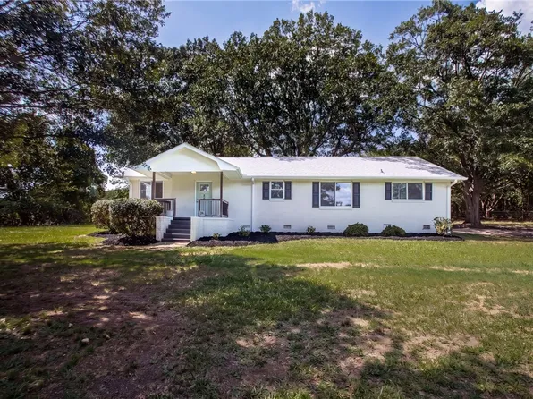 488 Tabor Woods Rd, Pickens, SC 29671