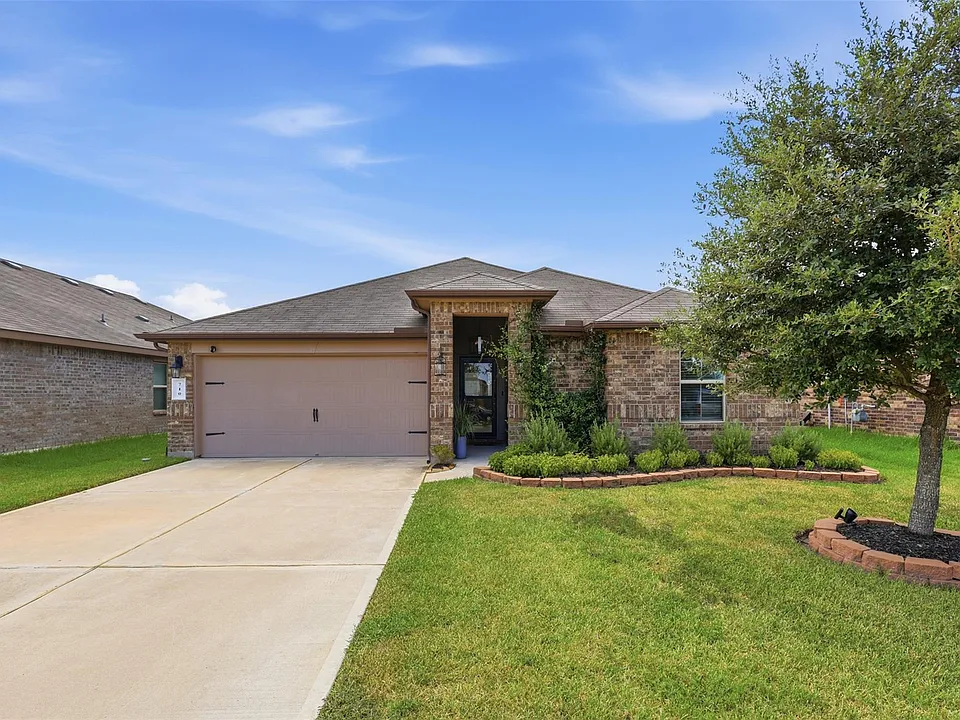 710 Desert Pea Ln