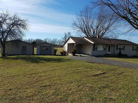 3rd image of 884 Old Highway 28
