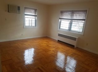 1213 Waring Ave, Bronx, NY 10469