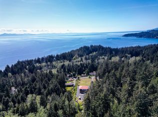 2735 Woodhaven Rd, Capital, BC V9Z1G6