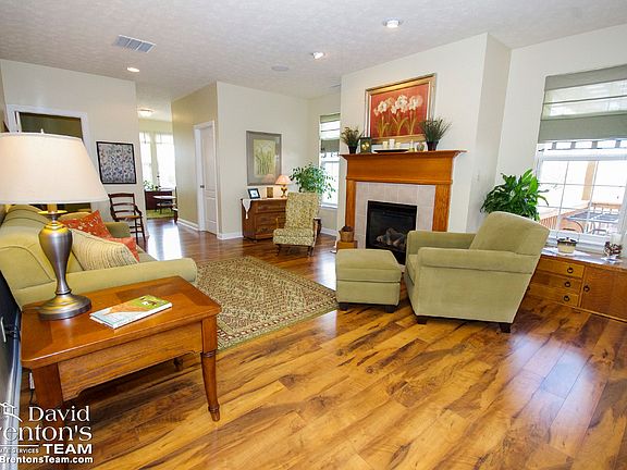 4th image of 5104 Clemens Pl