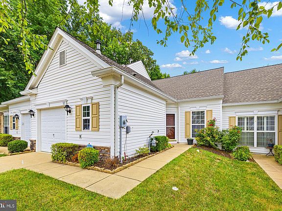 2nd image of 32 Turtle Creek Way #82