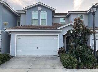 415 Birdsong Ln, Dunedin, FL 34698