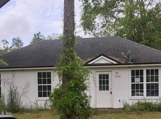 9128 Dolphin St, Sanderson, FL 32087