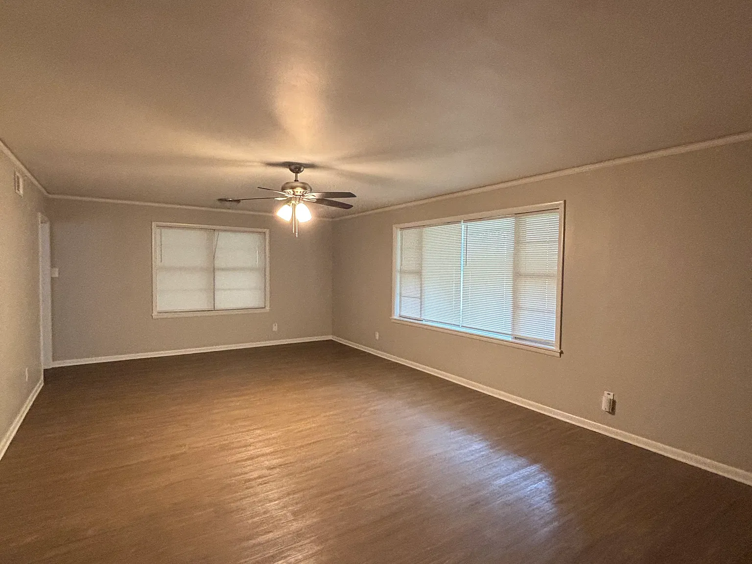 8 Diana Drive — Photo 3