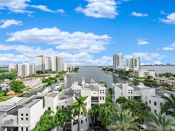 4th image of 7900 Harbor Island Dr APT 814