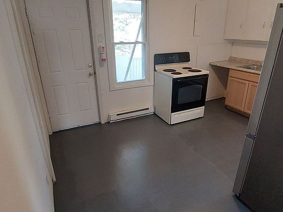 2nd image of 500 Bear Valley Ave #B