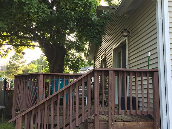 3rd image of 325 Clifford Ave