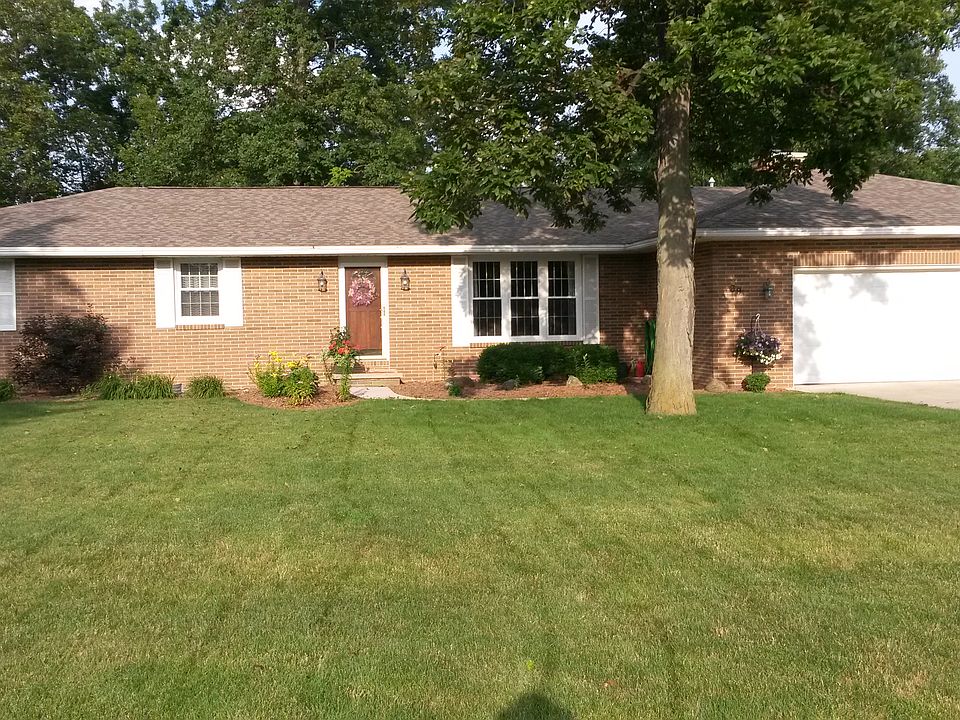 1st image of 39 Westwood Dr
