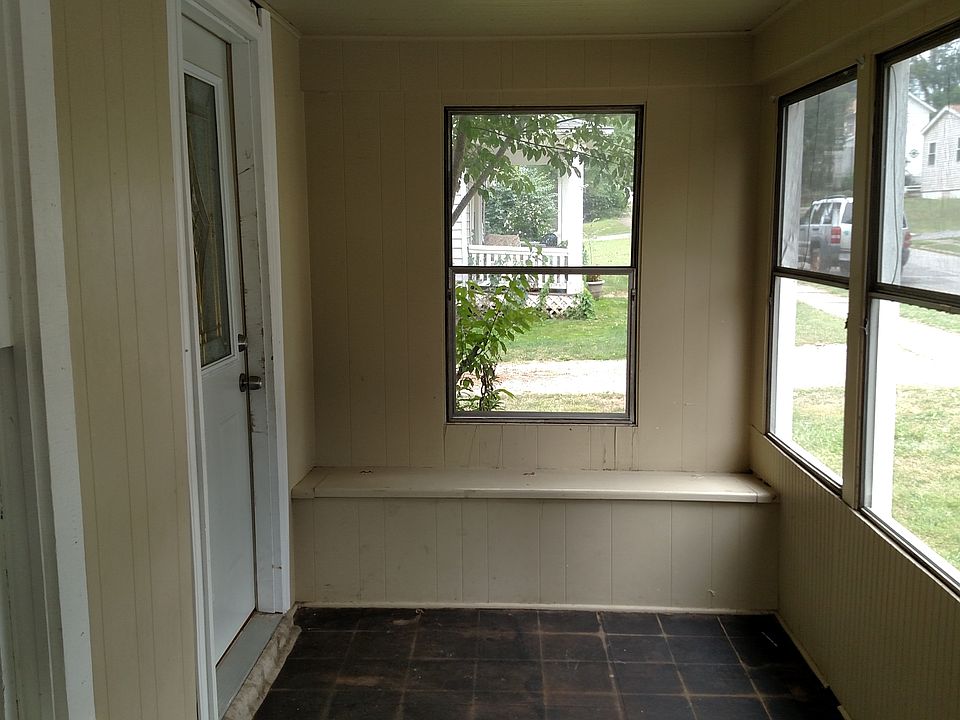 1st image of 37 Martha Ave