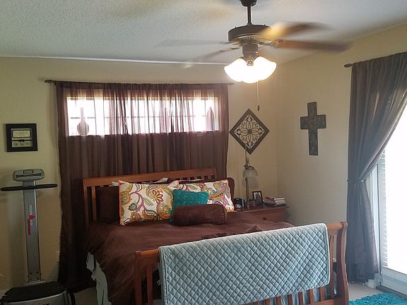 4th image of 2316 SE 18th Cir