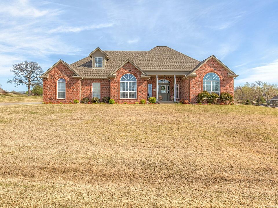 1st image of 15435 Northlake Dr