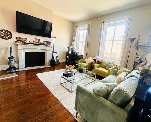 803 Saint Paul St #3F Photo 1
