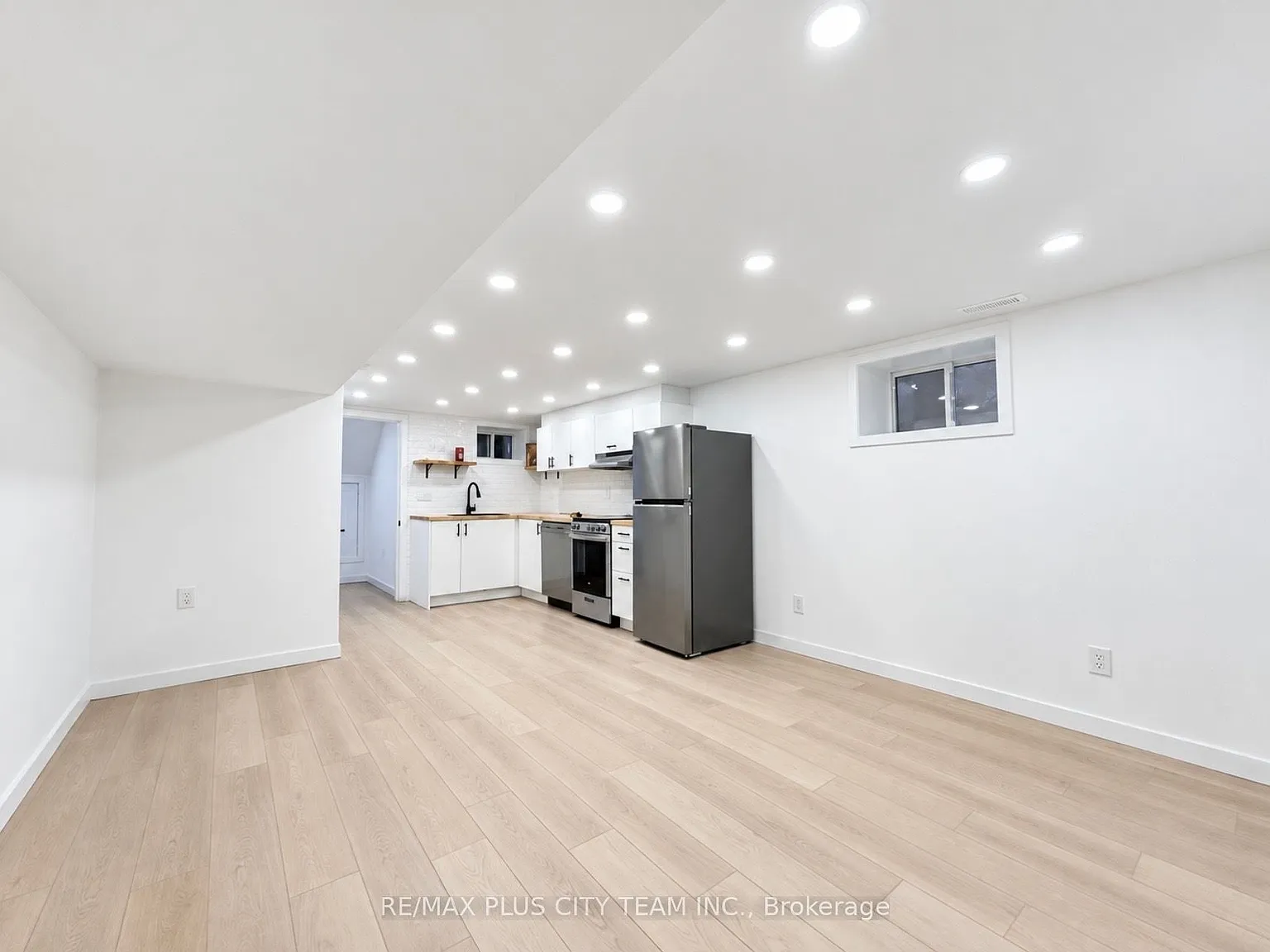 2 bed, $1,750 — Photo 3