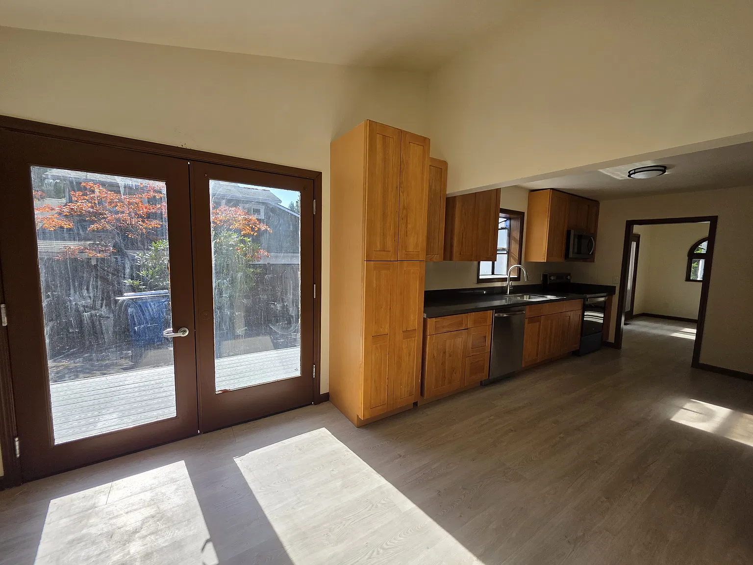11th Ave NE, Shoreline — Photo 3