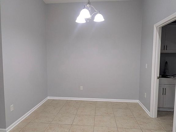 5th image of 3060 PLANTATION RIDGE Drive