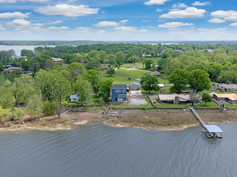2nd image of 1666 Pinoak Dr