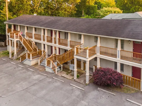 1500 Luttrell St APT 5, Knoxville, TN 37917