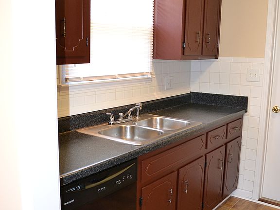 5th image of 3436 Arvin Dr
