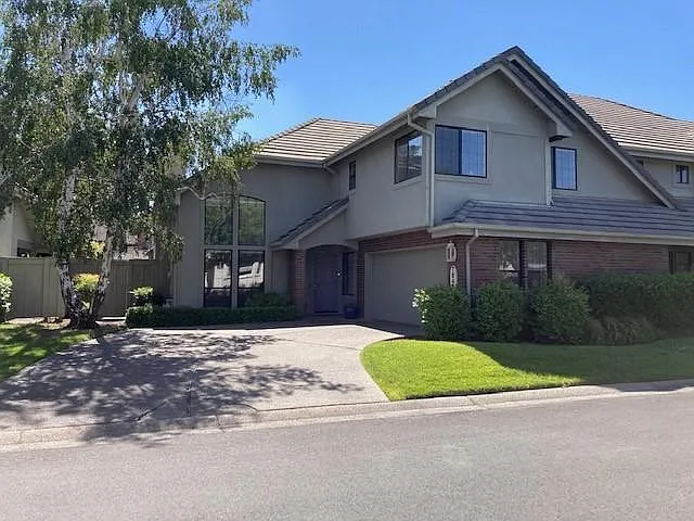 Building Photo - 7647 Bridgeview Dr