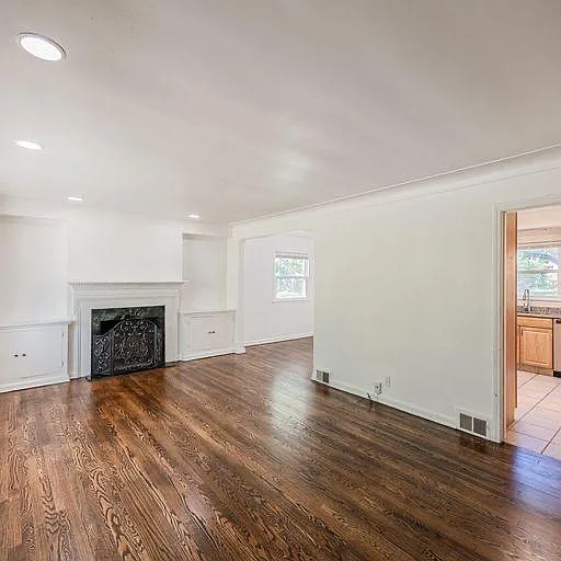 2187 Campus Rd photo 1