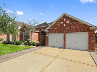 2505 Sunlight Ln, Pearland, TX 77584