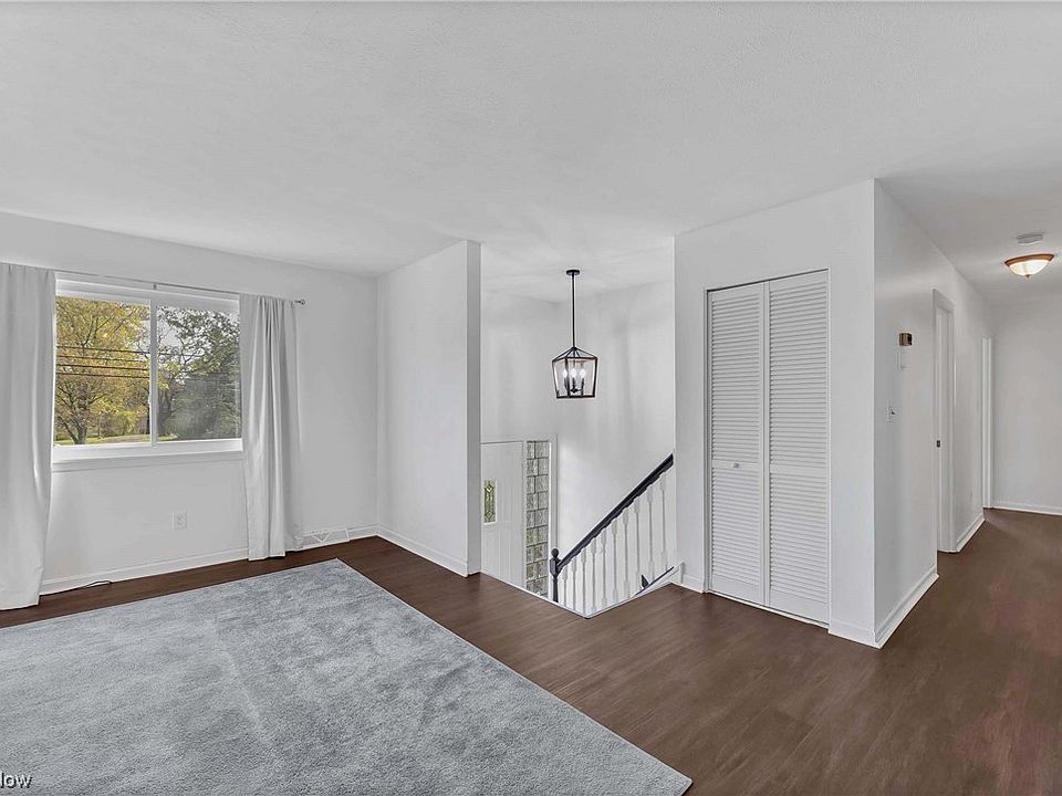 15956 Howe Rd, Strongsville, OH 44136 Zillow