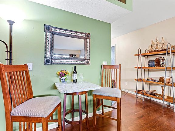 3rd image of 4505 Headwood Dr APT 2