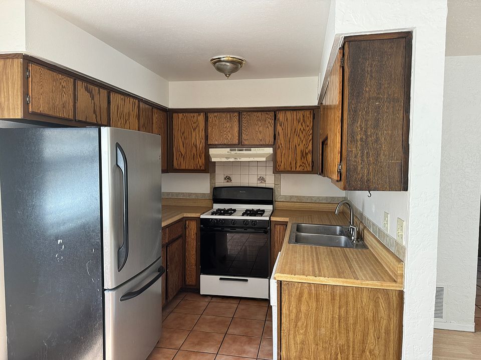 1st image of 131 Garcia St NE APT B